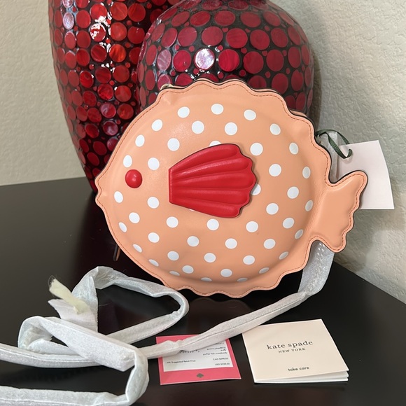 RESERVED Kate Spade NWT Puffy Puffer Fish Crossbody - Picture 5 of 11